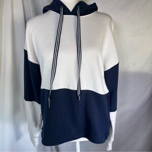 Evereve Colorblock Hoodie Sweatshirt Navy & White Small Nautical Preppy Beach
